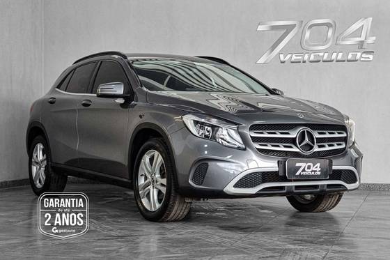 MERCEDES-BENZ GLA 200 1.6 CGI FLEX STYLE 7G-DCT